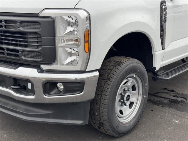 new 2024 Ford F-350 car, priced at $46,471