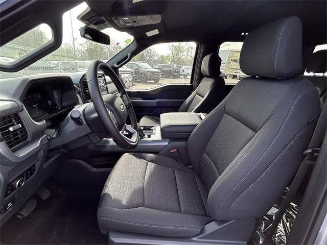new 2025 Ford F-150 car