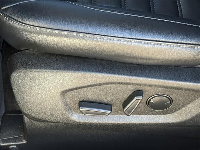 used 2023 Ford Edge car, priced at $27,789