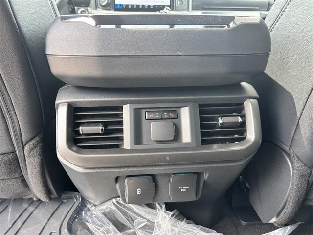 new 2025 Ford F-150 car