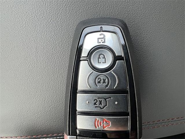 new 2025 Ford Explorer car