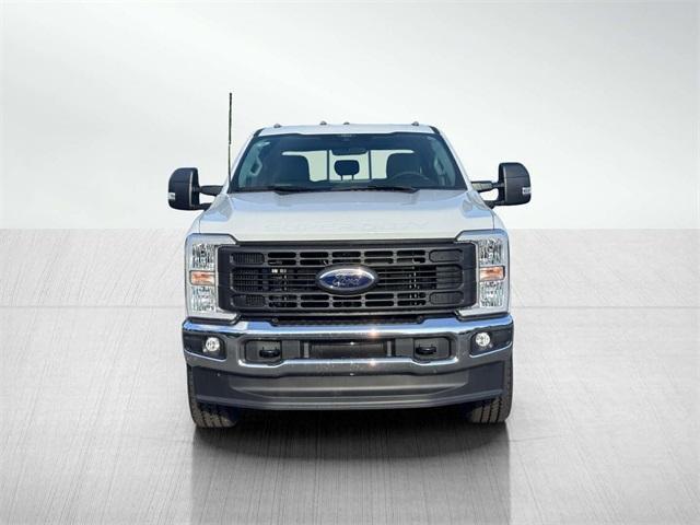 new 2025 Ford F-350 car