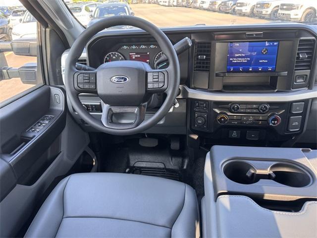 new 2025 Ford F-350 car