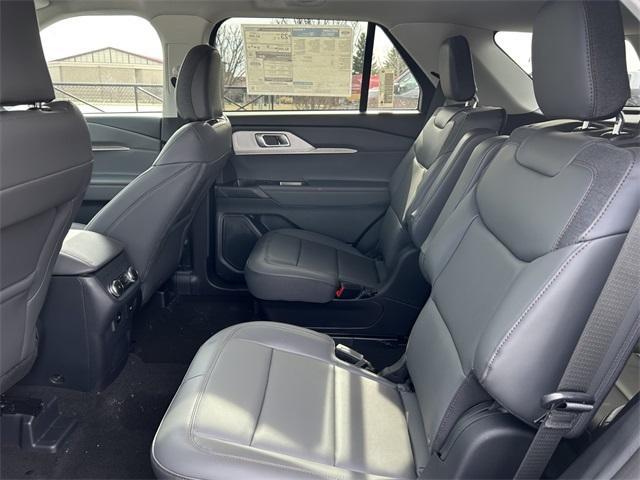 new 2025 Ford Explorer car