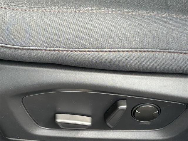 new 2025 Ford Explorer car