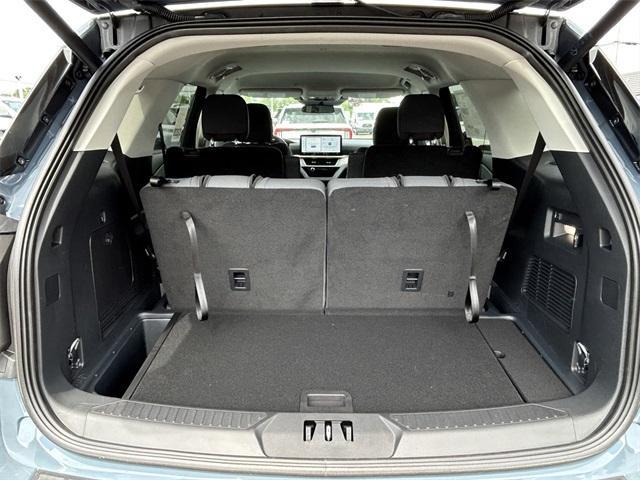 new 2025 Ford Explorer car