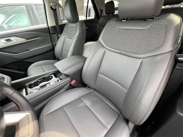 new 2025 Ford Explorer car