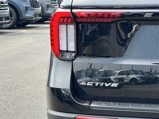 new 2025 Ford Explorer car
