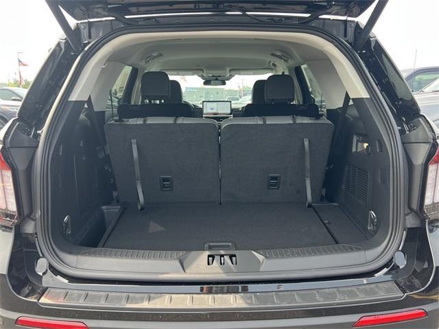 new 2025 Ford Explorer car
