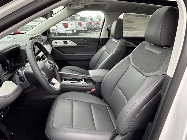 new 2025 Ford Explorer car