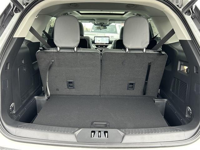 new 2025 Ford Explorer car
