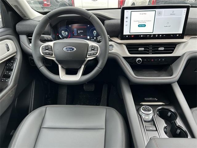new 2025 Ford Explorer car