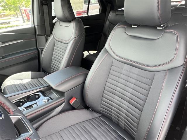 new 2025 Ford Explorer car