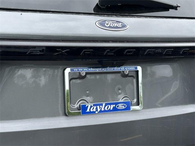 new 2025 Ford Explorer car