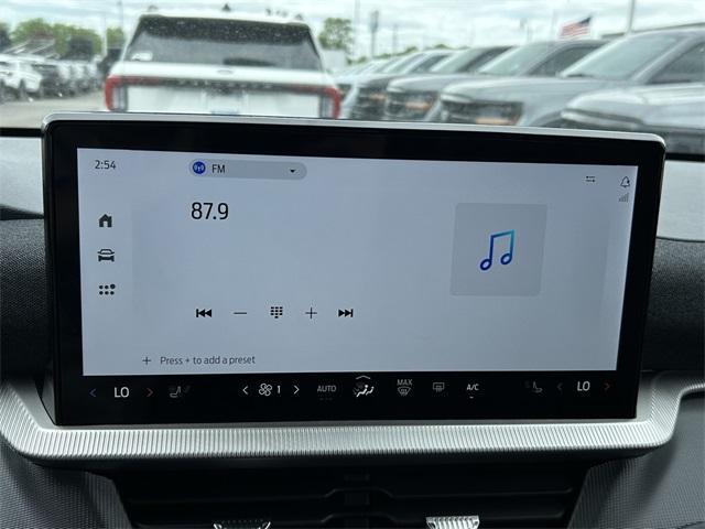 new 2025 Ford Explorer car