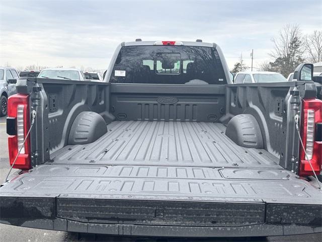 new 2025 Ford F-350 car