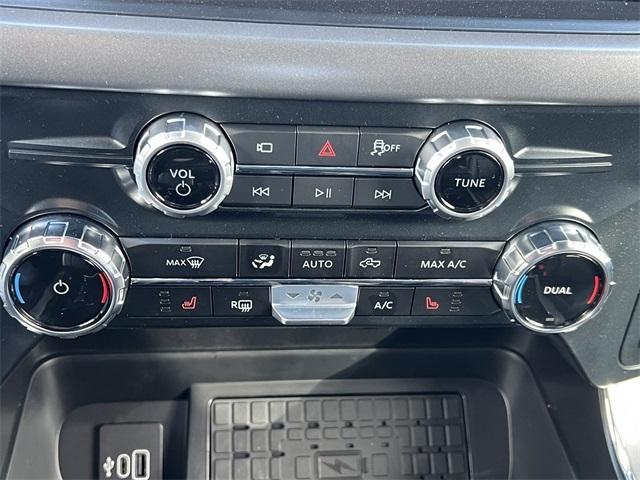 new 2025 Ford F-150 car
