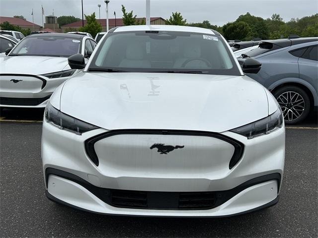 new 2025 Ford Mustang Mach-E car