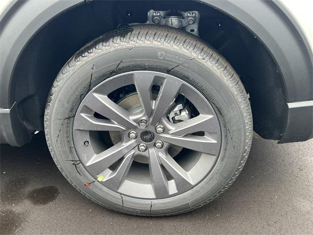 new 2025 Ford Explorer car