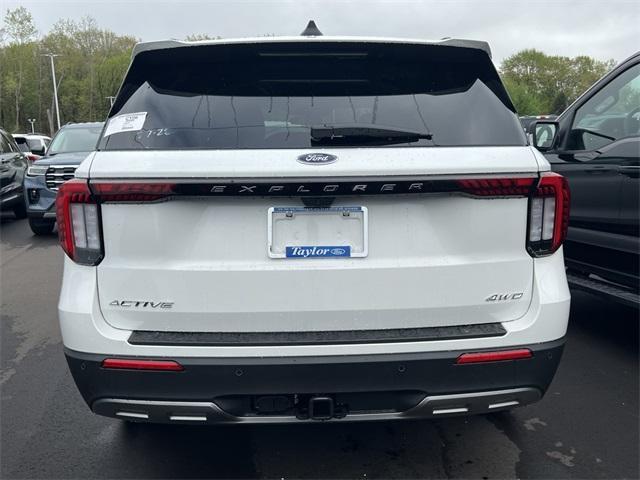 new 2025 Ford Explorer car