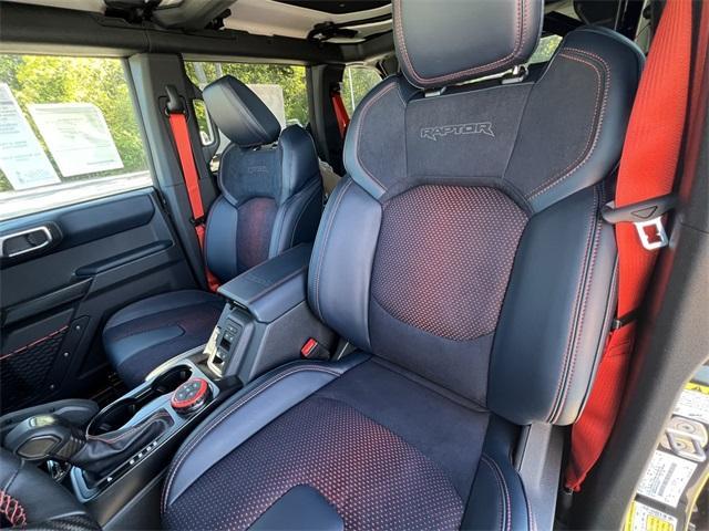 new 2025 Ford Bronco car