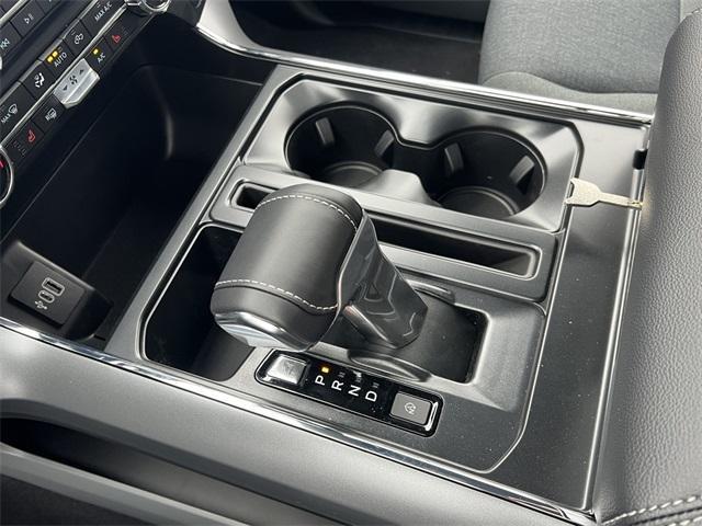 new 2025 Ford F-150 Lightning car