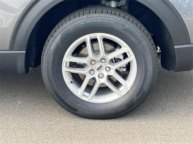 new 2025 Ford Explorer car
