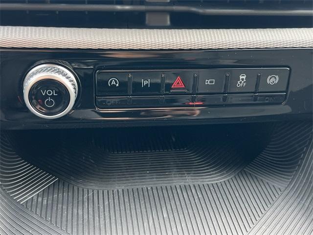 new 2025 Ford Explorer car