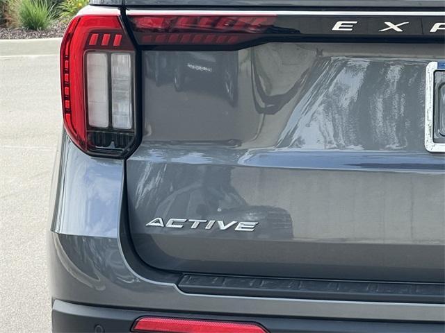 new 2025 Ford Explorer car