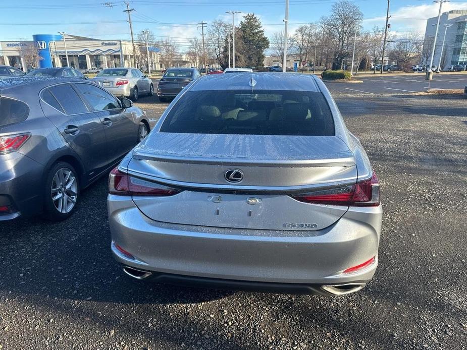 used 2022 Lexus ES 350 car, priced at $35,995