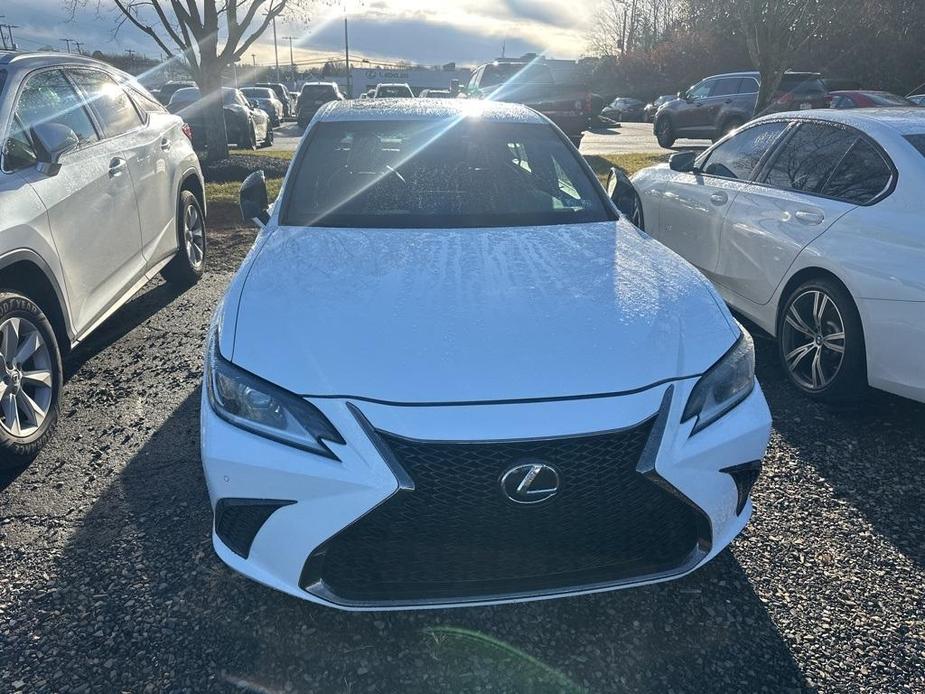 used 2022 Lexus ES 350 car, priced at $40,995