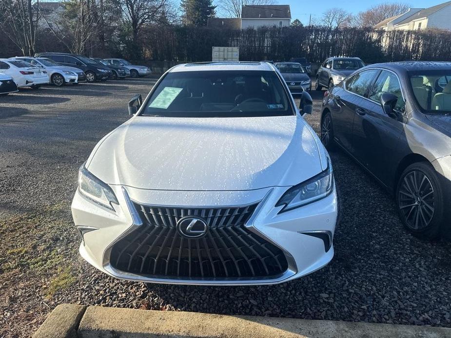 used 2022 Lexus ES 250 car, priced at $35,995