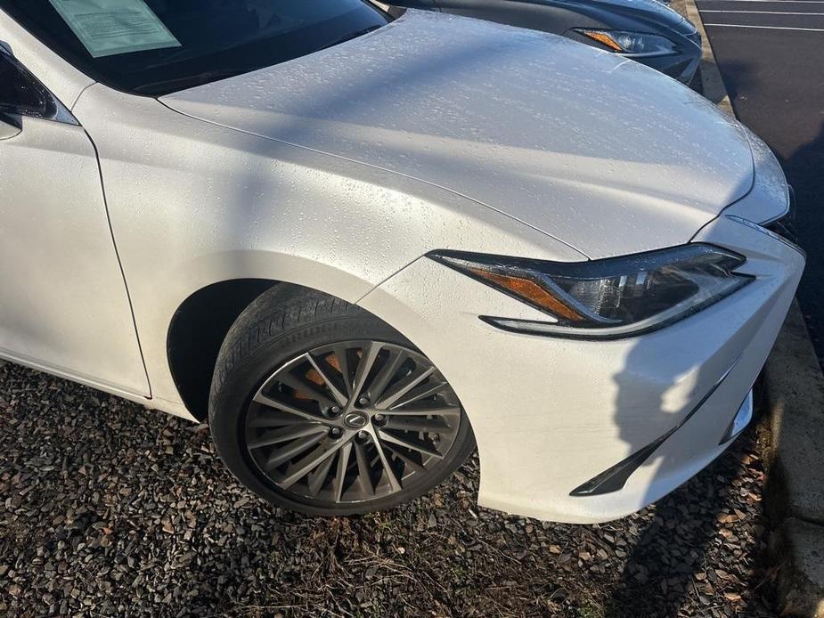 used 2022 Lexus ES 250 car, priced at $35,995