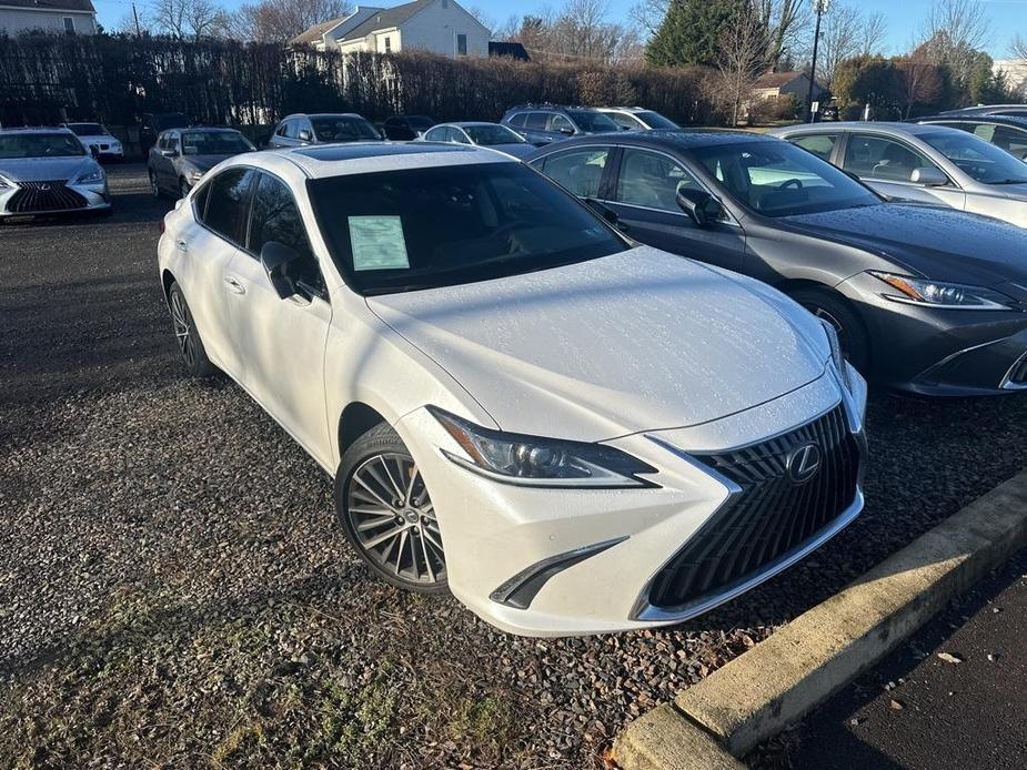 used 2022 Lexus ES 250 car, priced at $35,995