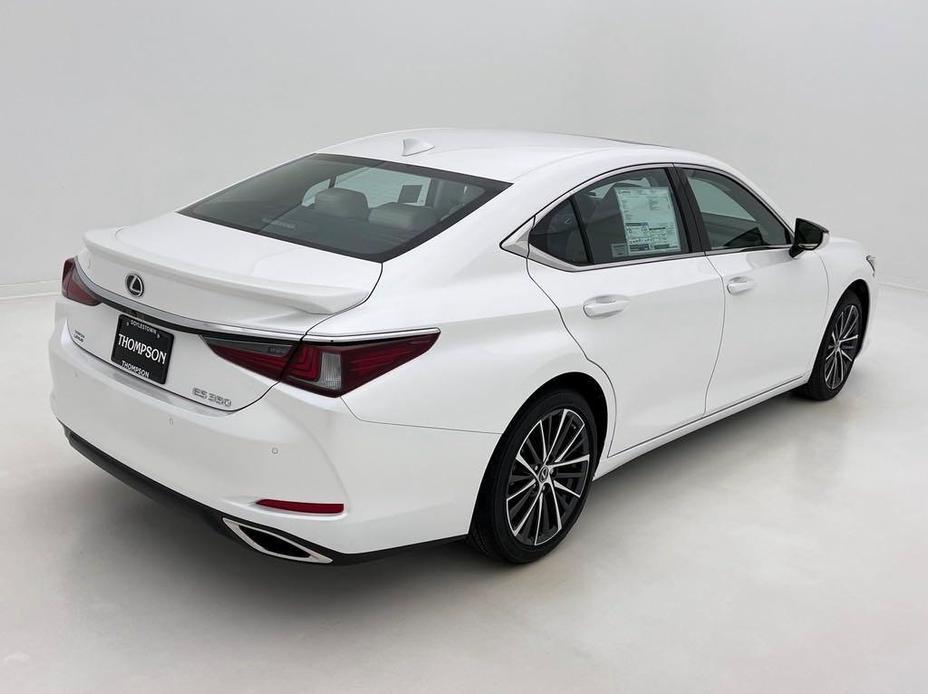 new 2025 Lexus ES 350 car, priced at $48,119