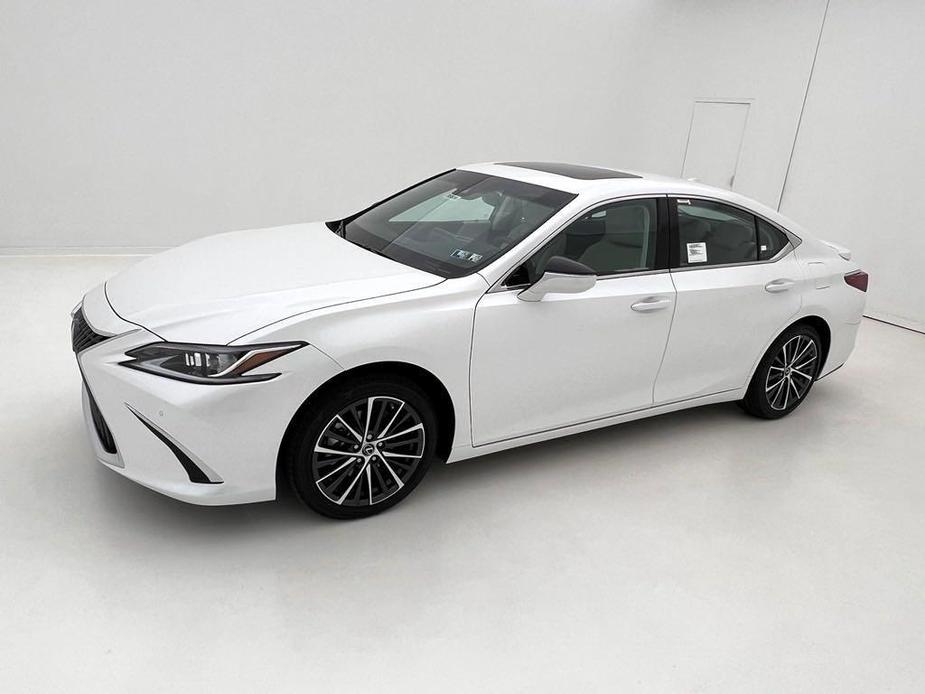 new 2025 Lexus ES 350 car, priced at $48,119