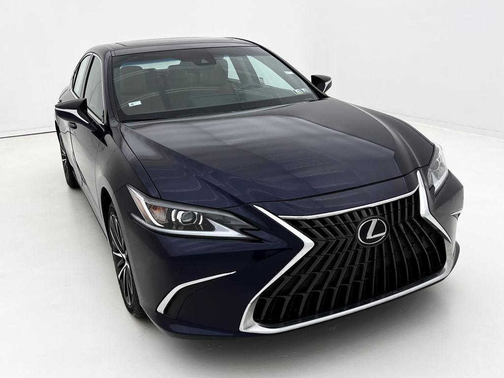 used 2022 Lexus ES 350 car, priced at $32,995