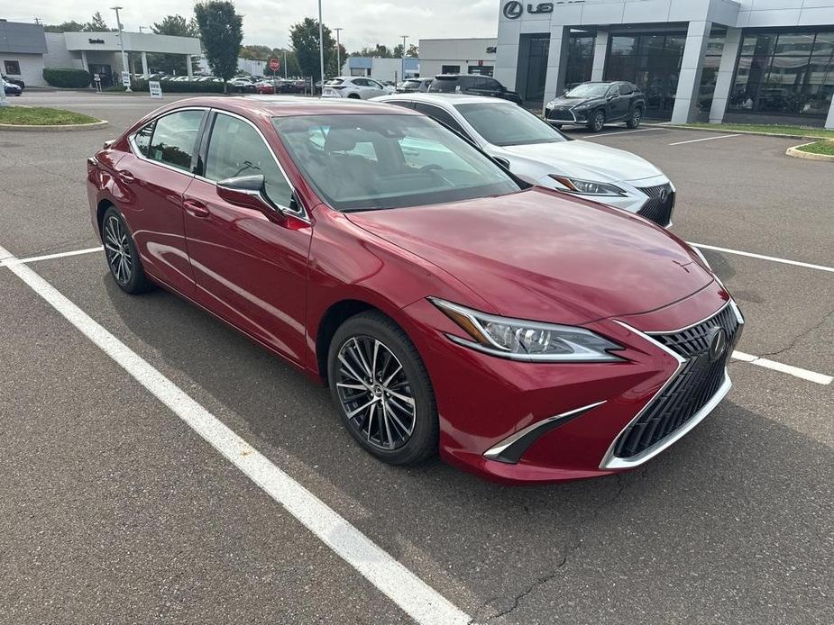 used 2024 Lexus ES 350 car, priced at $42,995