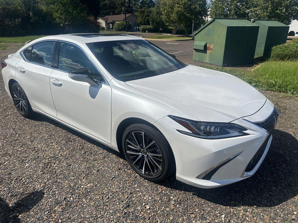 used 2025 Lexus ES 350 car, priced at $42,495