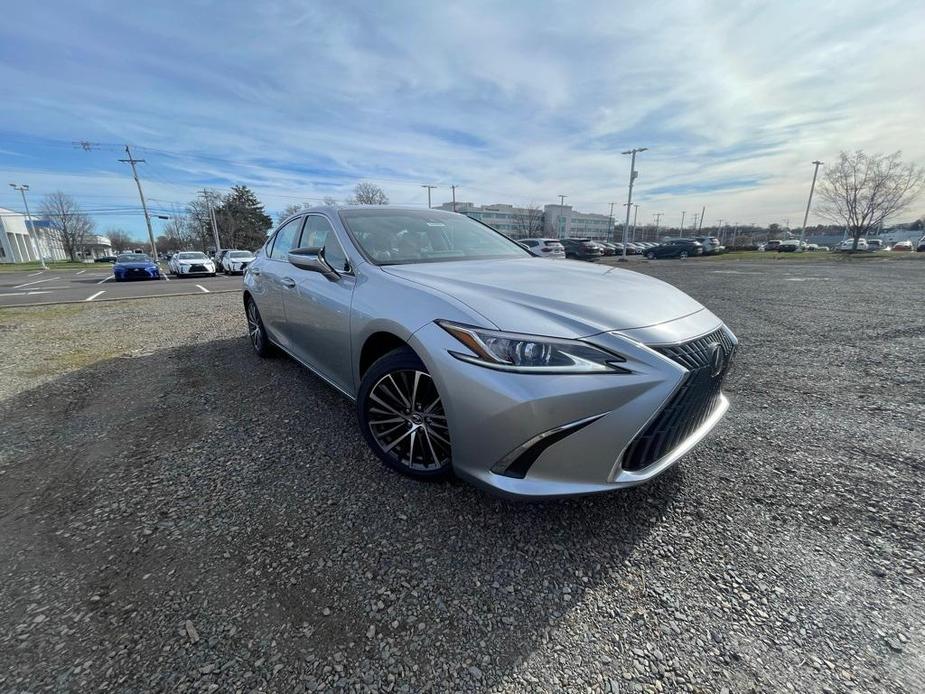 new 2024 Lexus ES 350 car, priced at $48,245