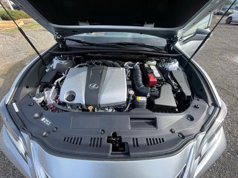 new 2024 Lexus ES 350 car, priced at $48,245
