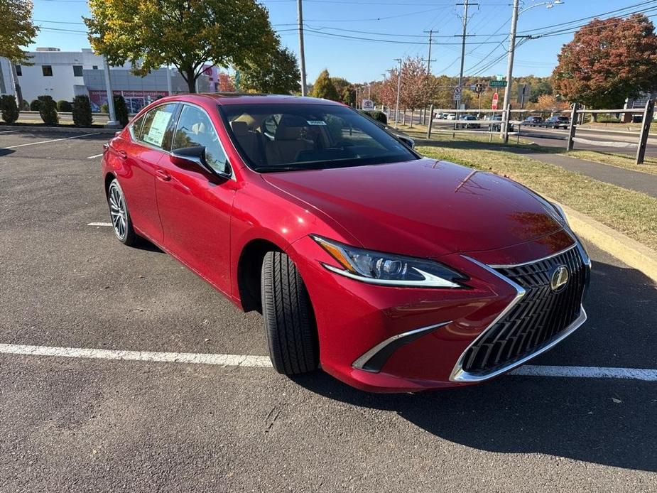 new 2025 Lexus ES 300h car, priced at $49,474