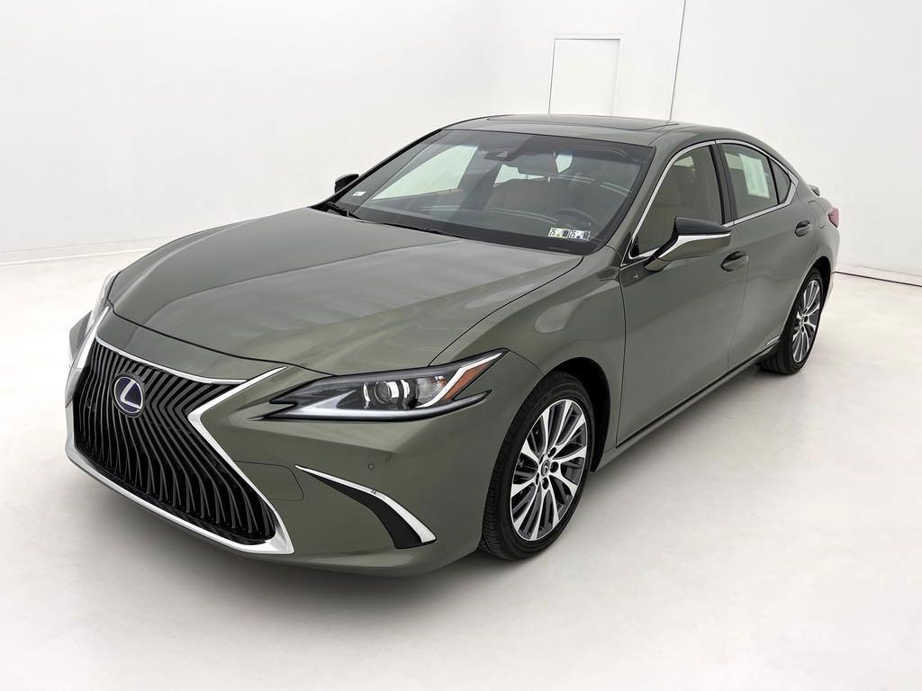 used 2019 Lexus ES 300h car, priced at $33,995