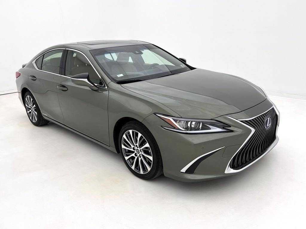 used 2019 Lexus ES 300h car, priced at $33,995