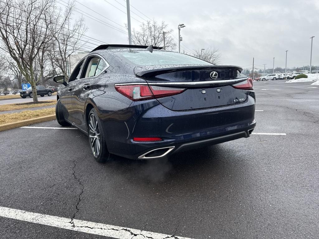 new 2025 Lexus ES 350 car, priced at $50,424