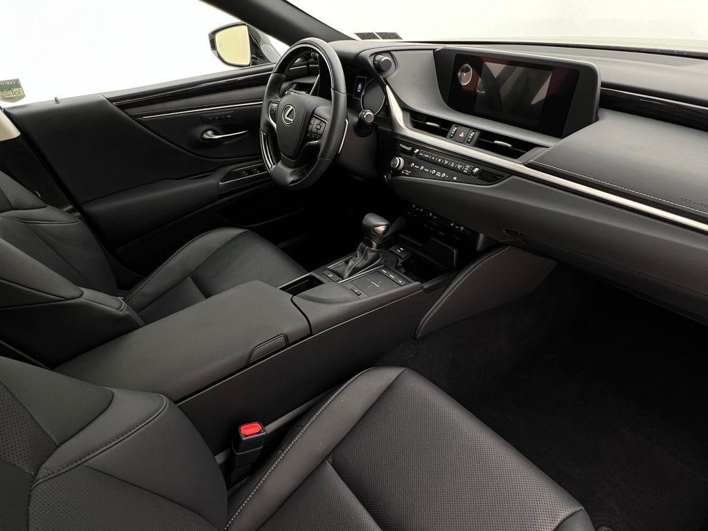 used 2021 Lexus ES 350 car, priced at $35,995
