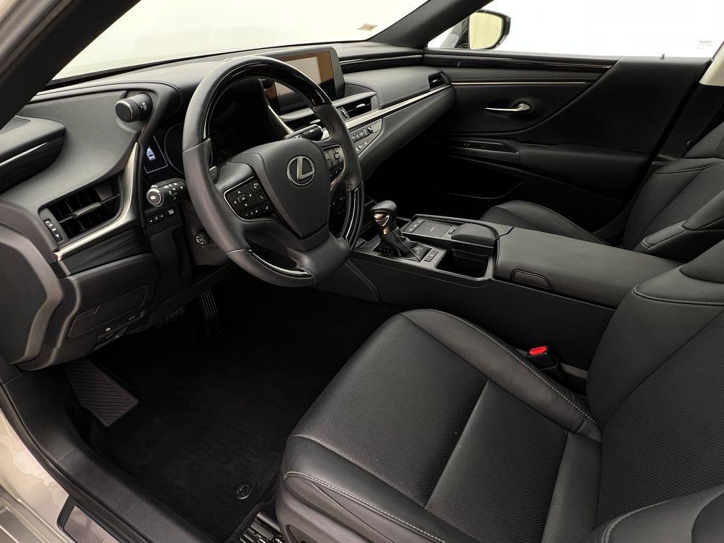 used 2021 Lexus ES 350 car, priced at $35,995