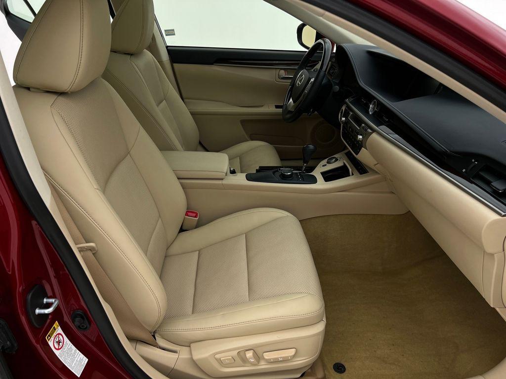 used 2014 Lexus ES 350 car, priced at $16,995