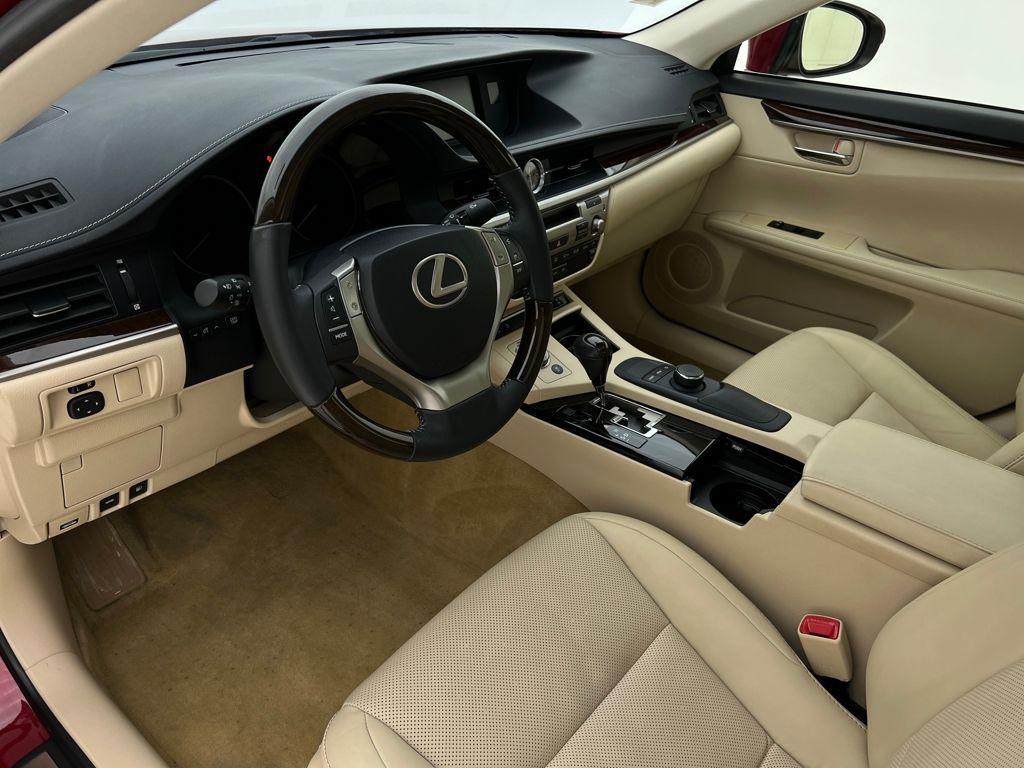used 2014 Lexus ES 350 car, priced at $16,995