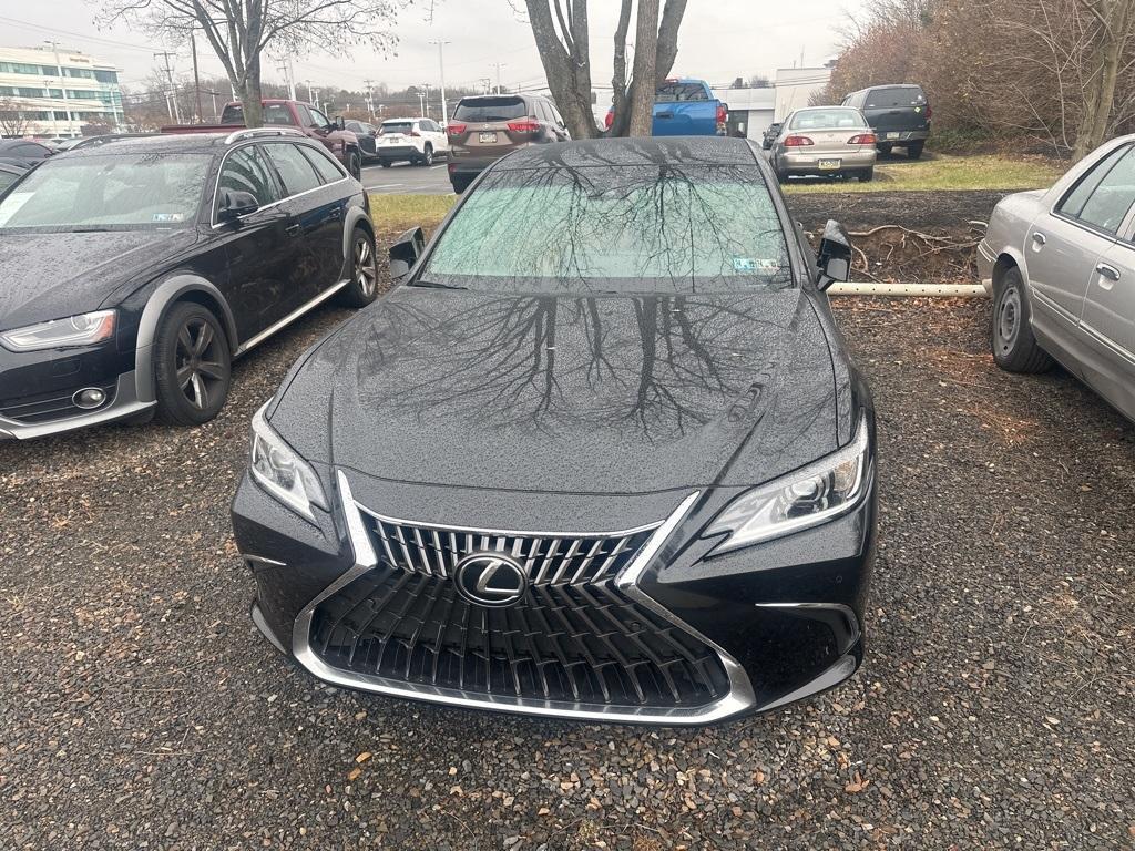 used 2022 Lexus ES 350 car, priced at $38,995